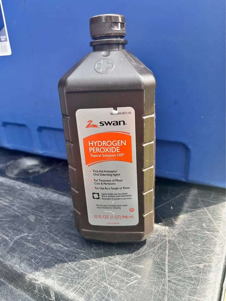 Swan Hydrogen Peroxide Topical Solution 32 fl oz