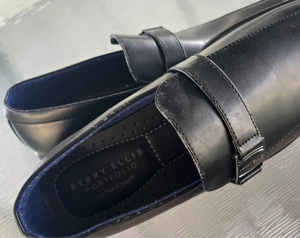 Perry Ellis Portfolio Black Loafers - photo 3