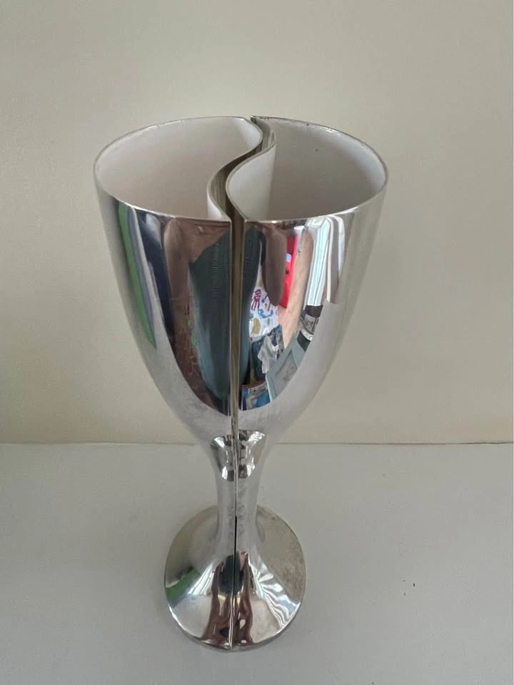 Yin Yang Interlocking Wedding Goblet / Toasting Flutes - photo 2