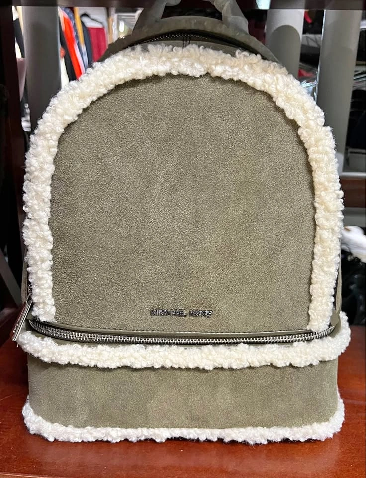 🏈 MK backpack
