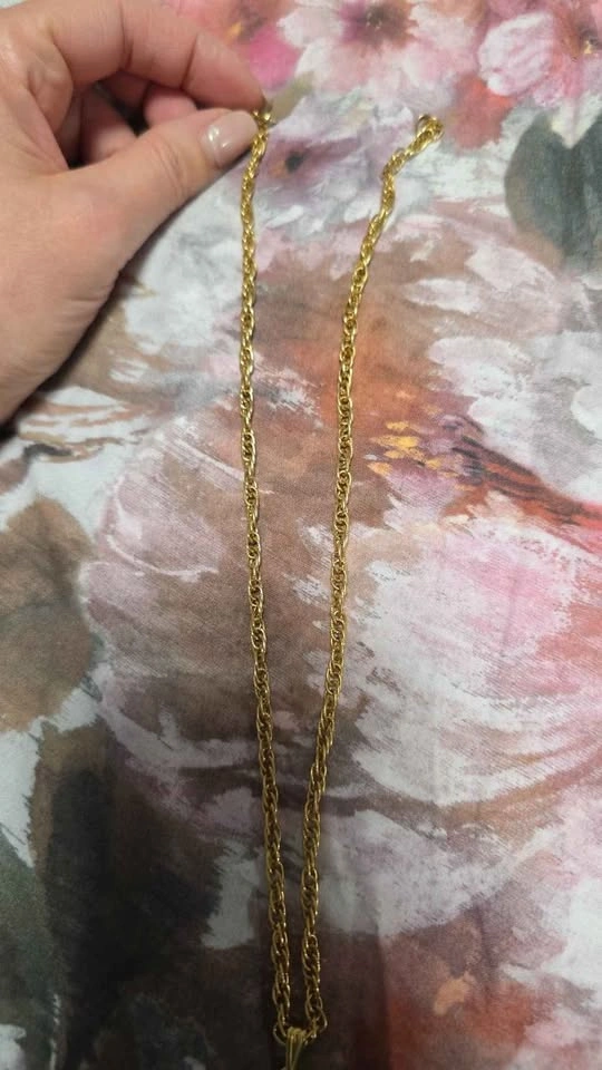 Vintage Gold Tone Pewter Leo Horoscope Necklace - photo 4