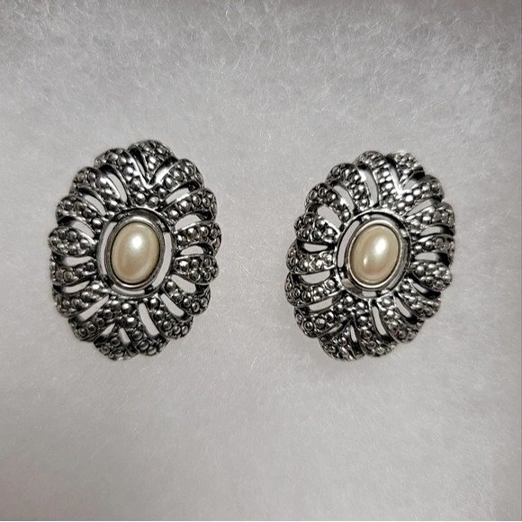Cute Classic Earrings