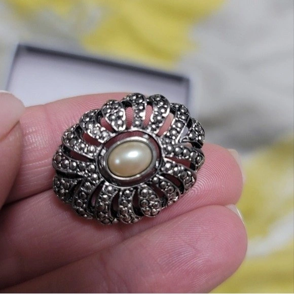 Cute Classic Earrings - photo 3