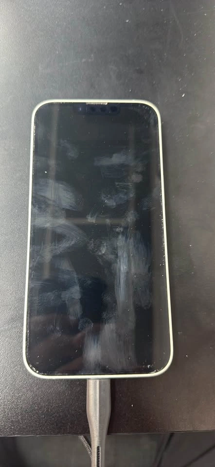 iphone 13 - photo 2