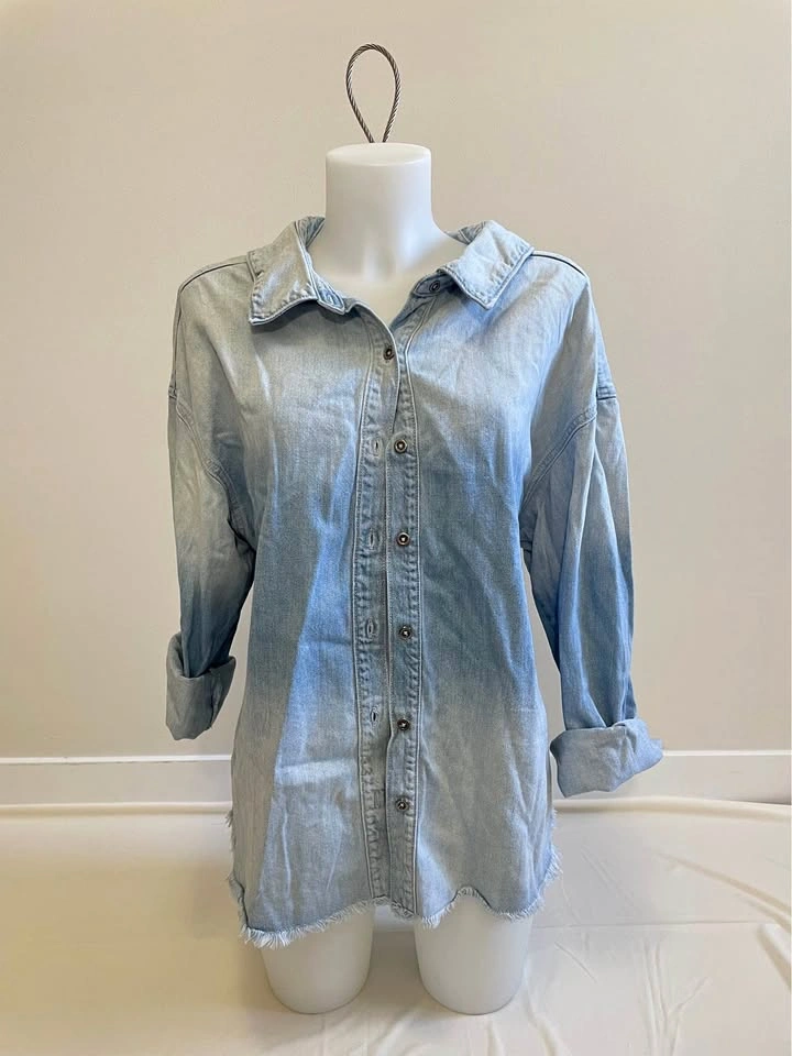 HIDDEN Tie Back Denim Shirt Frayed Hem medium