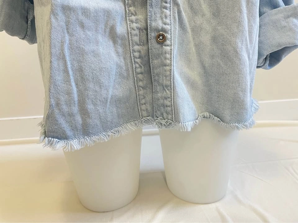 HIDDEN Tie Back Denim Shirt Frayed Hem medium - photo 3