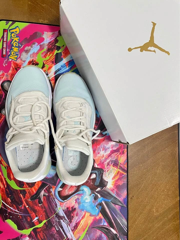 Jordan Air Jordan 11 CMFT Low size 7