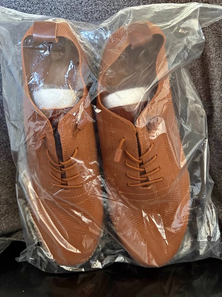 Comfofeet size 13 Carmel shoes (3 pair)