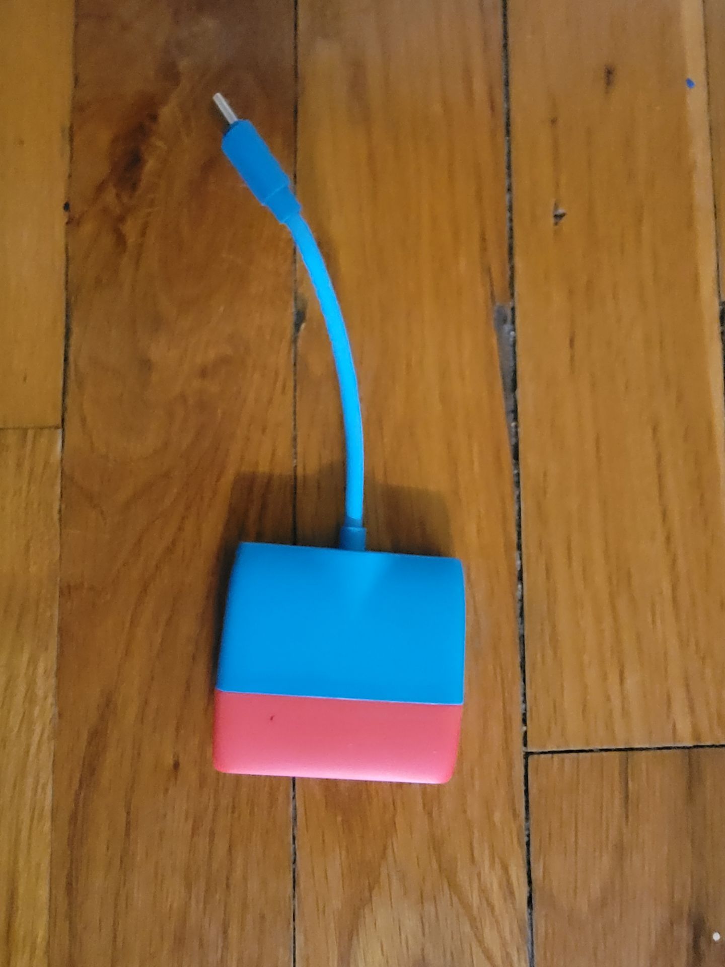 USB-C Multiport Hub Adapter - photo 2