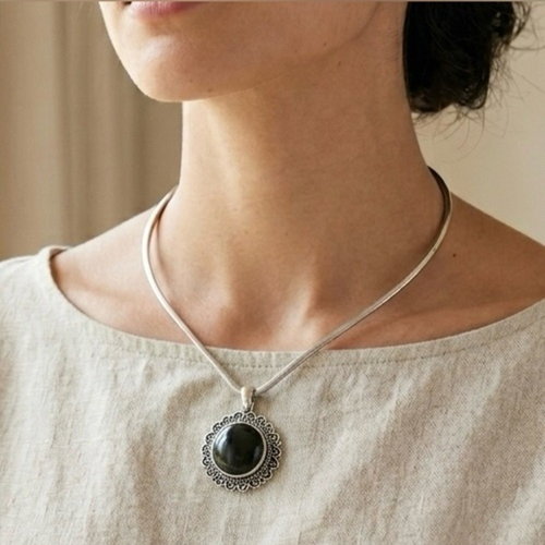 925 Sterling Silver and Green Jade Pendant Necklace Mexico