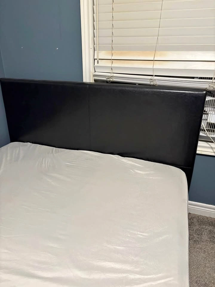 Double size bed