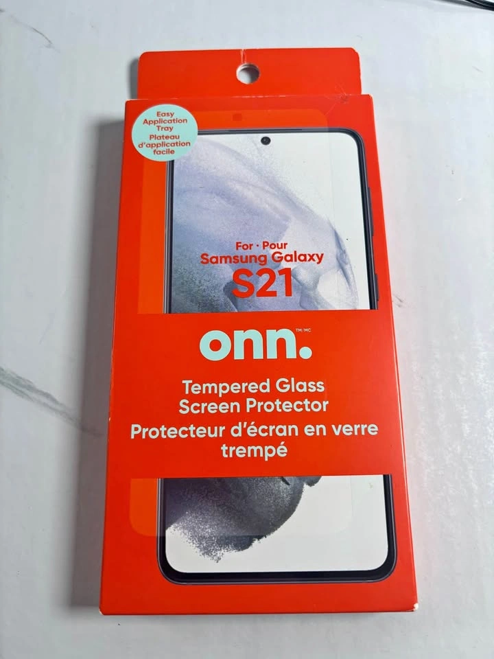 onn. Tempered Glass Screen Protector for Samsung Galaxy S21