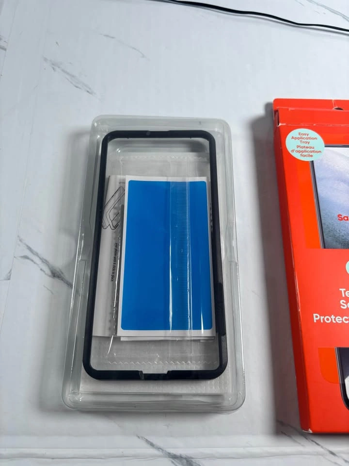 onn. Tempered Glass Screen Protector for Samsung Galaxy S21 - photo 3