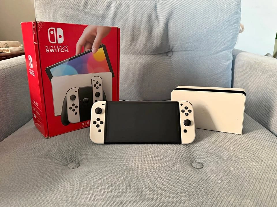 Nintendo Switch OLED