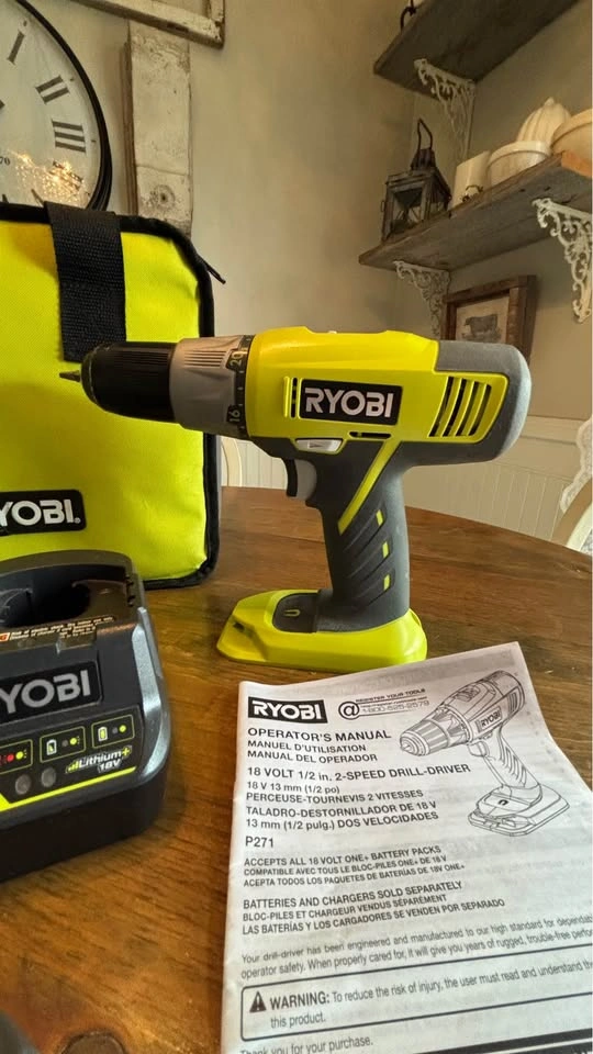 Ryobi ONE+ 18V Drill and Impact Driver Combo Kit - photo 3