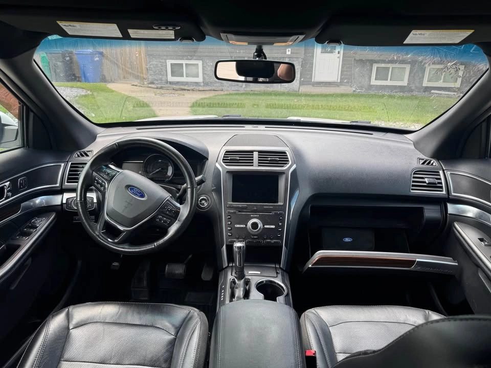 2016 Ford Explorer - photo 5
