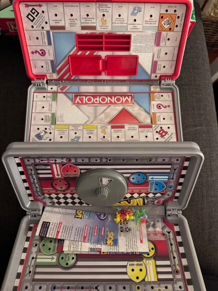 Monopoly + Sorry! Travel Games - photo 2