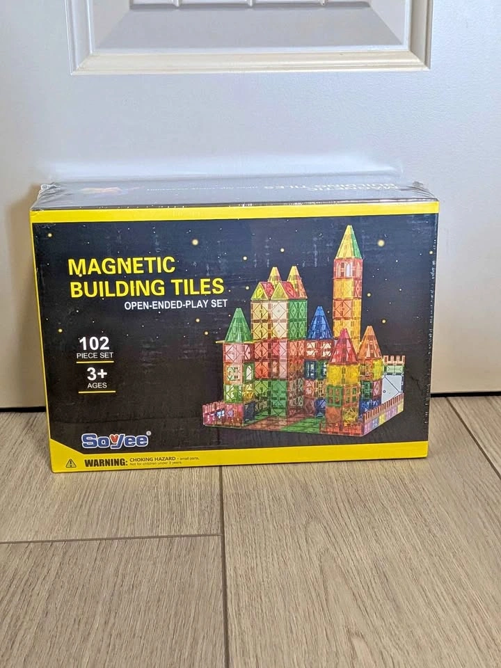 Brand New Magnetic Tiles for STEM LEARNING - 102 piece set