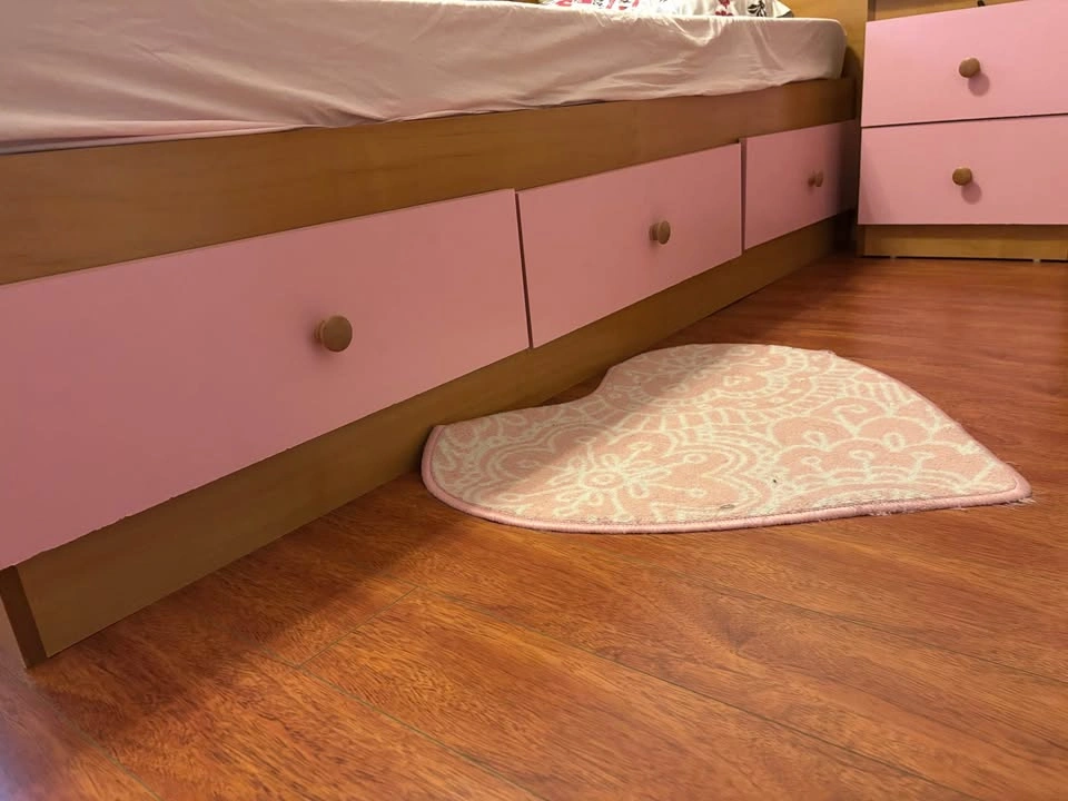 Bedroom Set with Twin Mattress: Storage Bed, Desk, Nightstand - photo 2