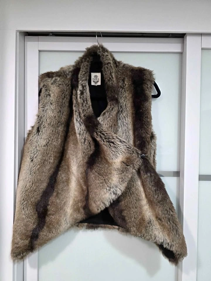 Vasia Brown Faux Fur Draped Vest Size S