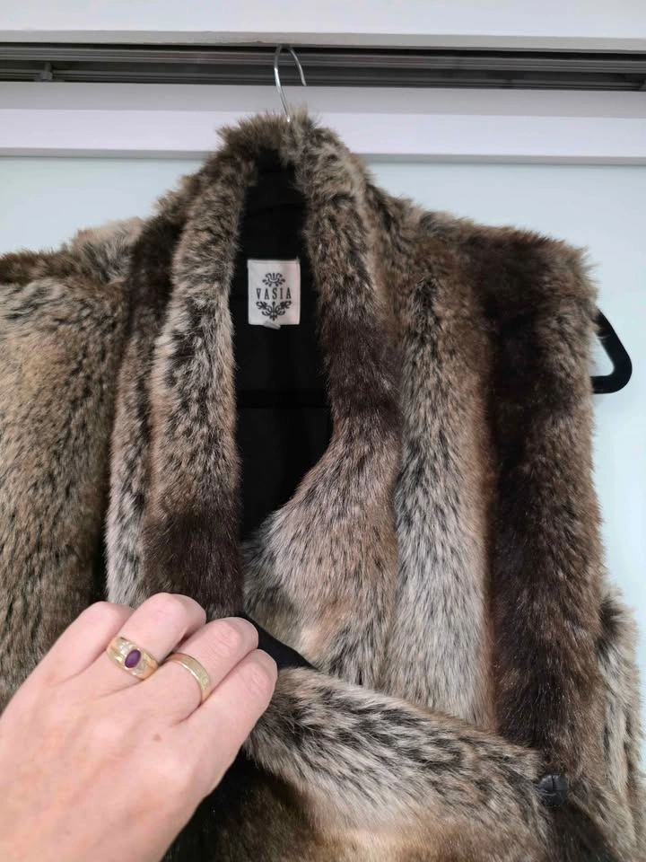 Vasia Brown Faux Fur Draped Vest Size S - photo 3