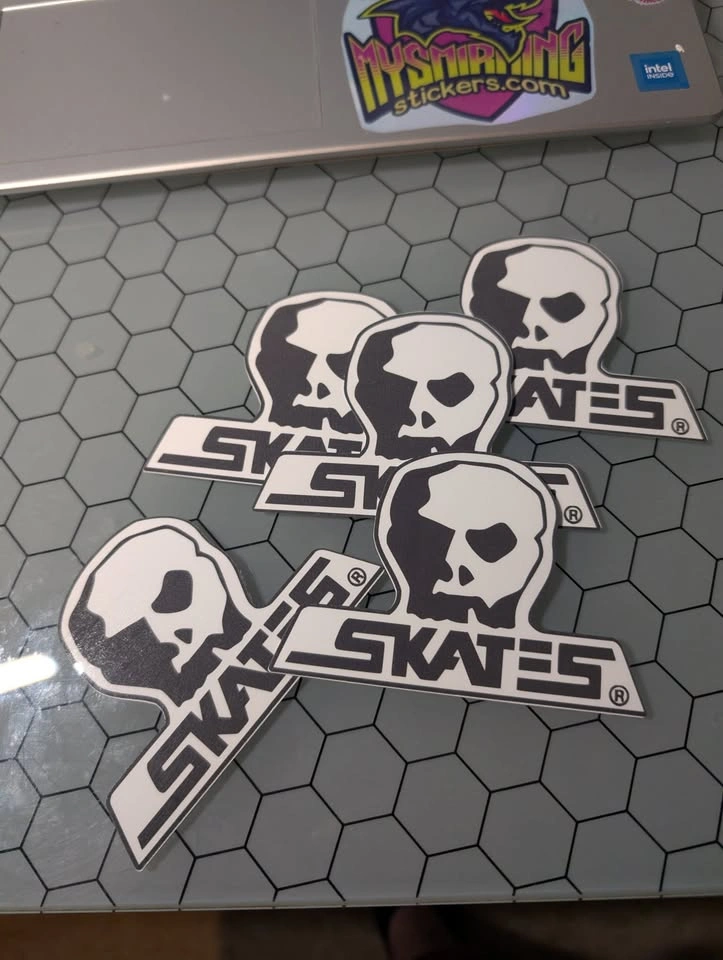 skull skate decals and tees - photo 2