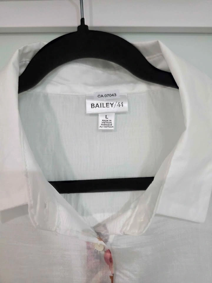 Bailey 44 Sheer Floral Button Down Blouse White Pink Size L - photo 3