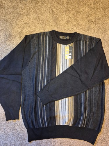 Vintage Italy Classic Men’s Crewneck Sweater in Black and Stripe