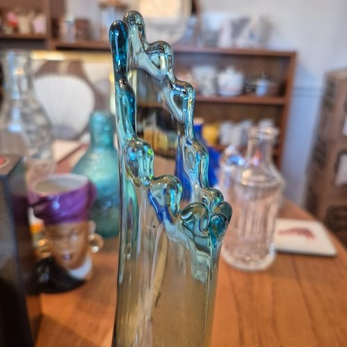 Vintage L.E. Smith Blue Diamond Pineapple Swung Glass Vase - photo 3