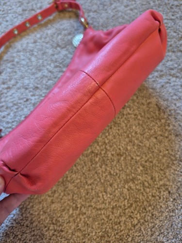 Vintage Coach Coral Leather Shoulder Bag - Women's Stylish Hobo - photo 5