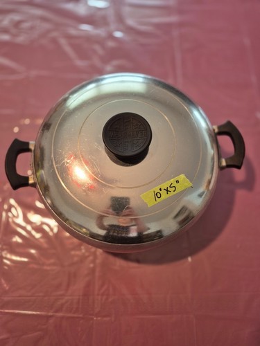 Vintage Wear-Ever Hallite Aluminum 4025 Covered Casserole Roaste - photo 2