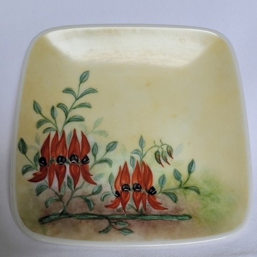 West Australian Sturt Pea Hand Painted Flowers on Small Trinket - photo 3