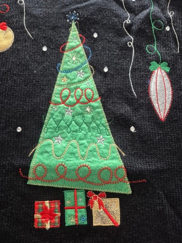Vintage White Stag Black Christmas Tree Sweater M - photo 2