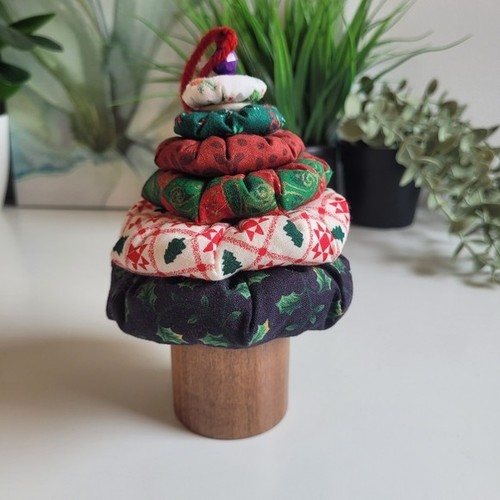 Fabric Tree-shaped Christmas Ornament, Holiday Fabric Yo-Yo's Fe - photo 3