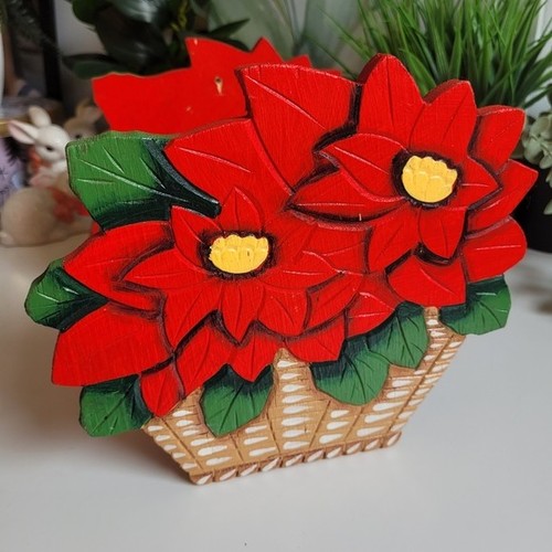 Vintage Wood Hand Painted Handmade Poinsettia Basket - photo 3
