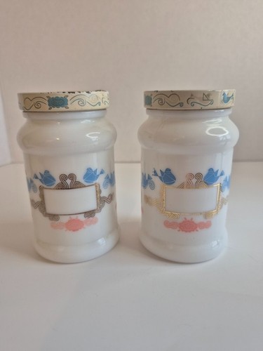 Vintage White Milk Glass Apothecary or Vanity Jar 1940s
