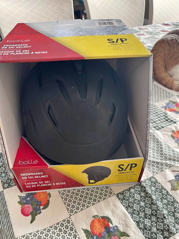 Ski helmet - adult small