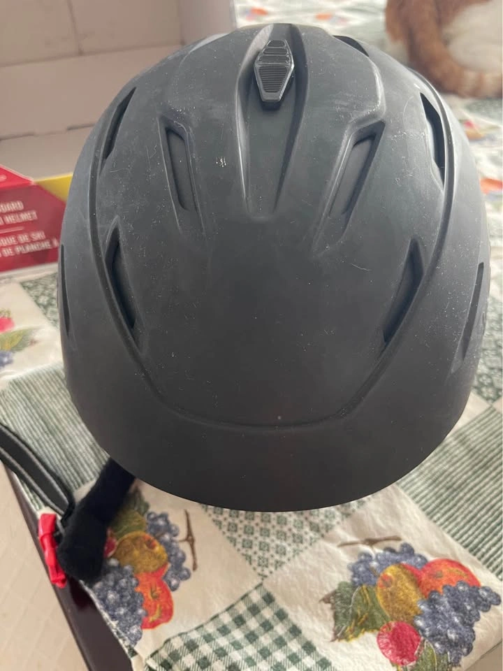 Ski helmet - adult small - photo 2