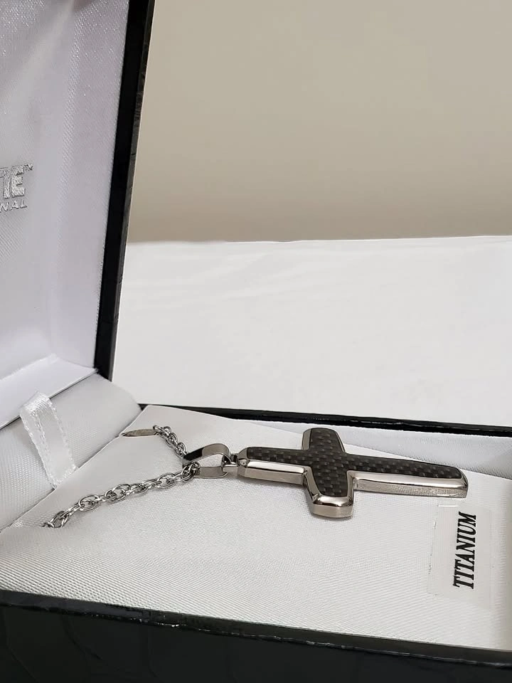🏈 New! 20” Alpine Stainless-Steel Necklace with Titanium Cross - photo 2