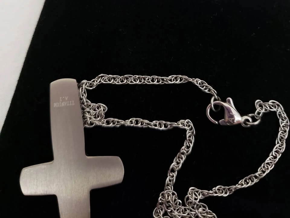 🏈 New! 20” Alpine Stainless-Steel Necklace with Titanium Cross - photo 4