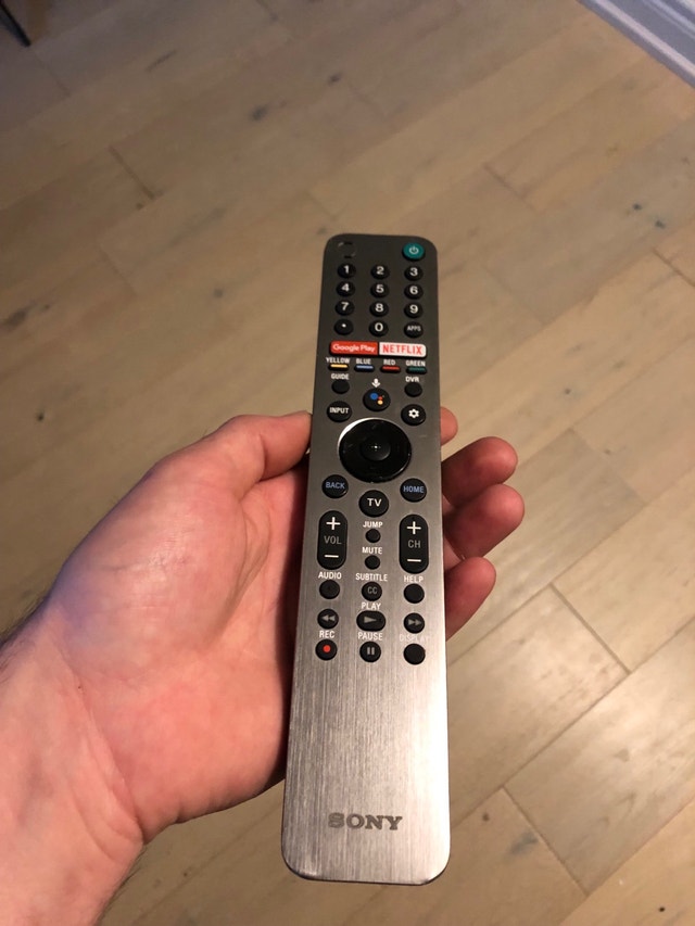 Sony Voice Remote - photo 2