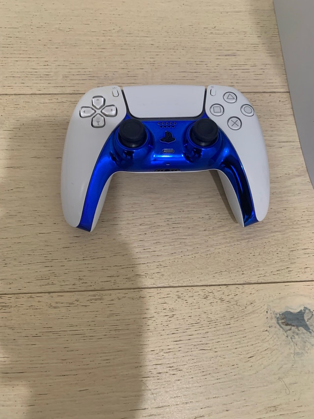 Custom PS5 Controller Blue/White - photo 3