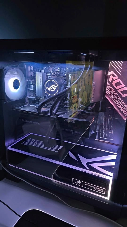 ROG PC - Ryzen 7 9800X3D, RTX 5070, 32GB RAM - photo 2