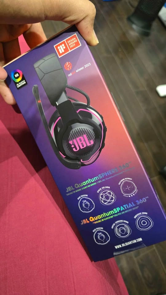 JBL Quantum 910 Wireless Gaming Headset – Brand New In Box - photo 4