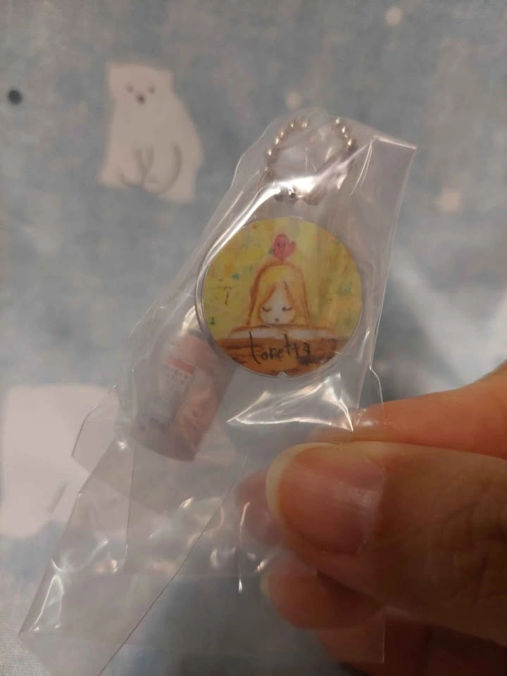 Gashapon - Loretta Kira Kira Shuu Miniature Charm Keychain 🏈 - photo 3