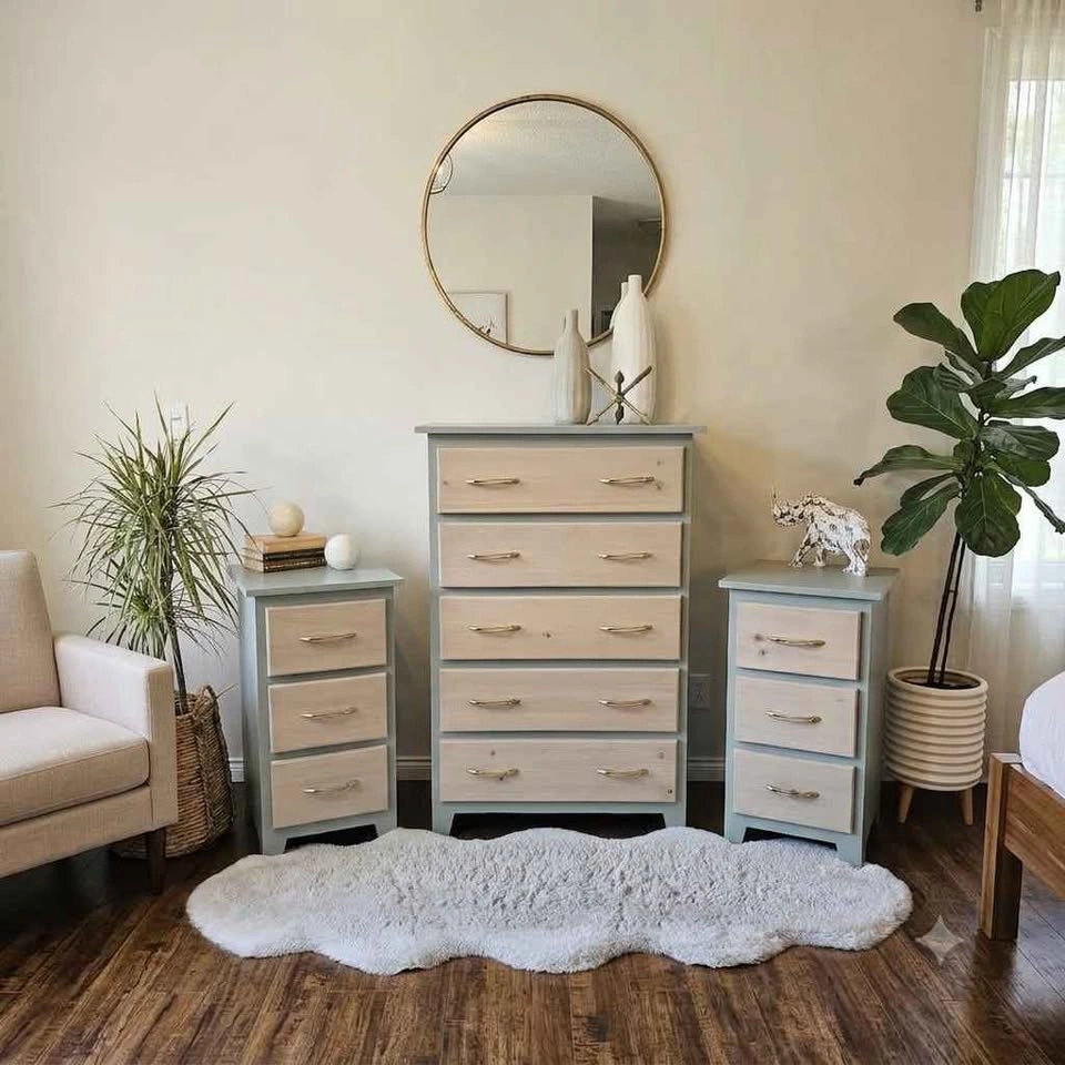 Refinished Dresser and 2 Nightstands set (Solid Wood)