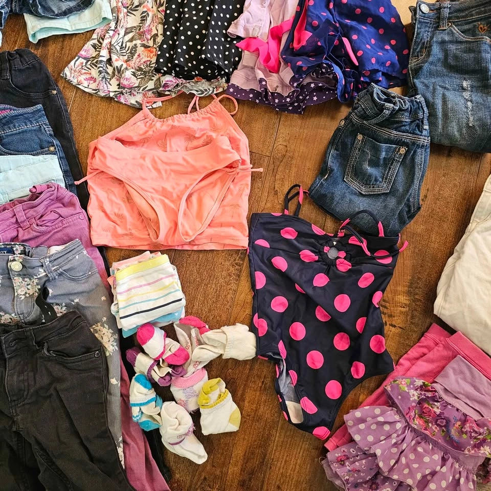Girls Clothing Bundle size 8 - Assorted Pants, Tops, Dresses - photo 4