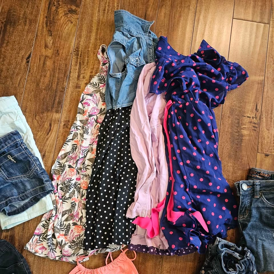 Girls Clothing Bundle size 8 - Assorted Pants, Tops, Dresses - photo 5