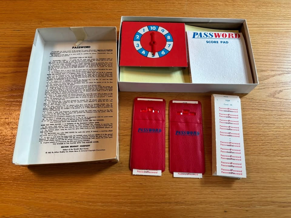 VTG MB Password 15th Edition Board Game - photo 2