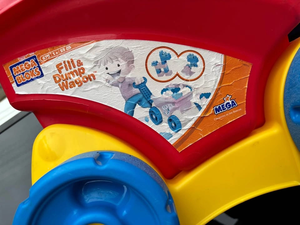 Mega Bloks Fill & Dump Wagon with Building Blocks - photo 2
